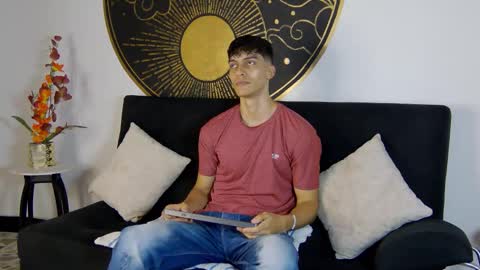 Snapshot of alessiovitale chatting on 15, 11, 2025 Alessio online show from 15, 11, 2025