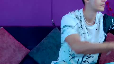 Snapshot of alessiovitale chatting on 30, 11, 2025 Alessio online show from 30, 11, 2025