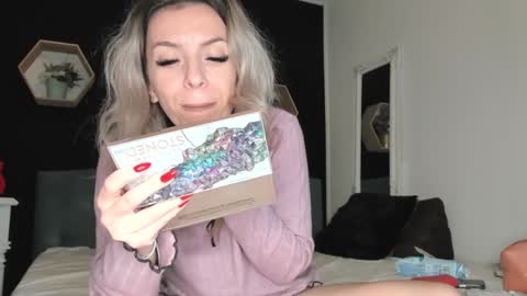 Snapshot of alesys69 chatting on 23, 12, 2024 alesys69 online show from 23, 12, 2024