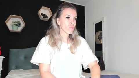 Snapshot of alesys69 chatting on 30, 12, 2024 alesys69 online show from 30, 12, 2024