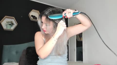 Snapshot of alesys69 chatting on 9, 1, 2025 alesys69 online show from 9, 1, 2025