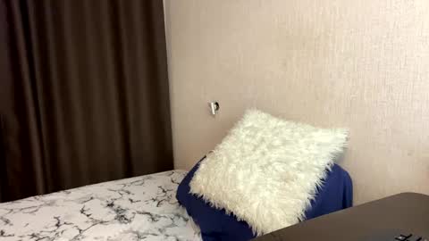 Snapshot of aletta_oushen chatting on 21, 12, 2024 Aletta Oushen online show from 21, 12, 2024