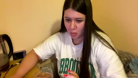 Snapshot of aletta_oushen chatting on 29, 1, 2025 Aletta Oushen online show from 29, 1, 2025