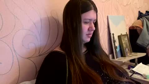 Snapshot of aletta_oushen chatting on 8, 2, 2025 Aletta Oushen online show from 8, 2, 2025