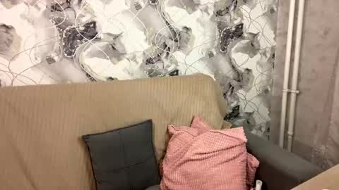 Snapshot of aletta_oushen chatting on 13, 2, 2025 Aletta Oushen online show from 13, 2, 2025