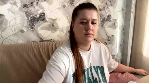 Snapshot of aletta_oushen chatting on 20, 2, 2025 Aletta Oushen online show from 20, 2, 2025