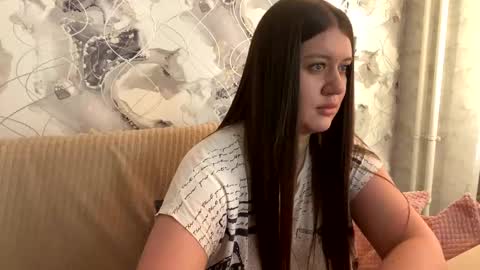 Snapshot of aletta_oushen chatting on 25, 2, 2025 Aletta Oushen online show from 25, 2, 2025