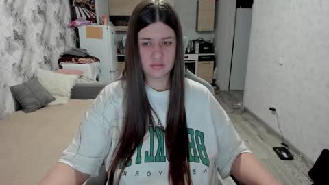 Snapshot of aletta_oushen chatting on 16, 11, 2025 Aletta Oushen online show from 16, 11, 2025