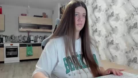 Snapshot of aletta_oushen chatting on 18, 11, 2025 Aletta Oushen online show from 18, 11, 2025