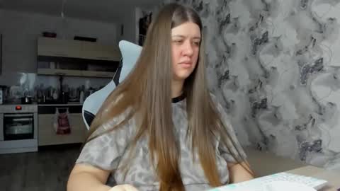 Snapshot of aletta_oushen chatting on 21, 11, 2025 Aletta Oushen online show from 21, 11, 2025