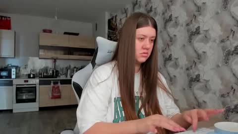 Snapshot of aletta_oushen chatting on 22, 11, 2025 Aletta Oushen online show from 22, 11, 2025