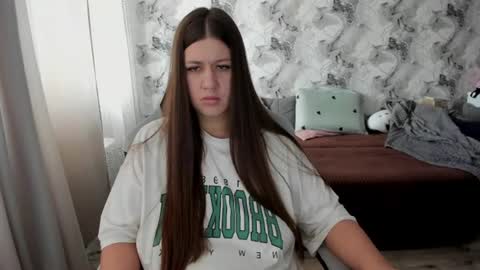 Snapshot of aletta_oushen chatting on 24, 6, 2026 Aletta Oushen online show from 24, 6, 2026