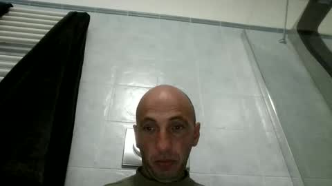 alex120475 online show from 10, 3, 2026