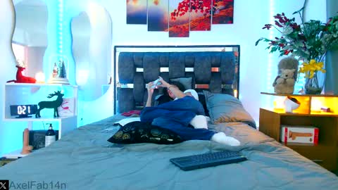 Snapshot of alex_and_fabian chatting on 22, 12, 2024 sneider online show from 22, 12, 2024