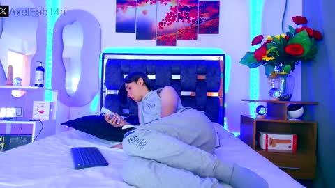 Snapshot of alex_and_fabian chatting on 25, 1, 2025 sneider online show from 25, 1, 2025