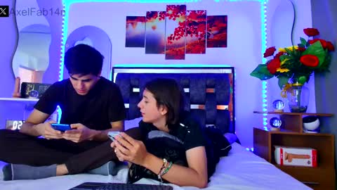 Snapshot of alex_and_fabian chatting on 28, 1, 2025 sneider online show from 28, 1, 2025