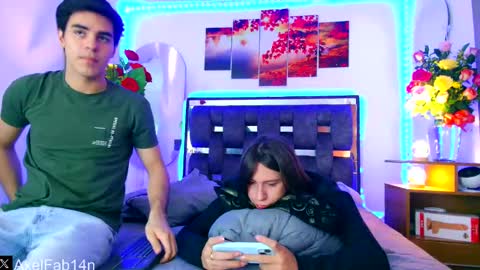 Snapshot of alex_and_fabian chatting on 15, 2, 2025 sneider online show from 15, 2, 2025