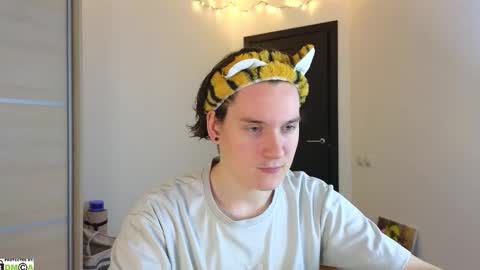 FAVORITE online show from 12, 3, 2025