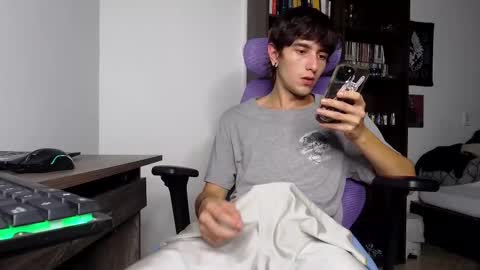 Snapshot of alex_connorr chatting on 7, 11, 2025 alex_connorr online show from 7, 11, 2025