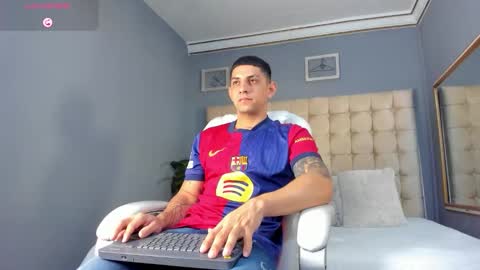 alex online show from 23, 9, 2025