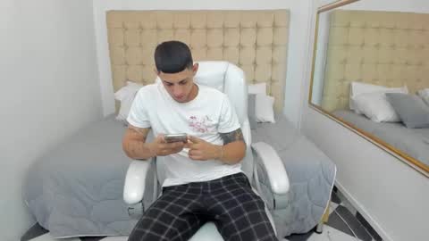 alex online show from 15, 12, 2025