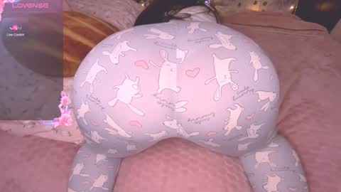 Snapshot of alex_dreams_ chatting on 13, 12, 2025 Alex online show from 13, 12, 2025