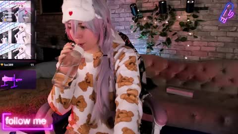 alex_howell online show from 29, 1, 2025