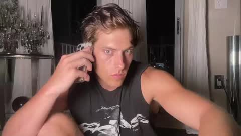 Snapshot of alex_islive chatting on 2, 7, 2026 Alex Stone online show from 2, 7, 2026