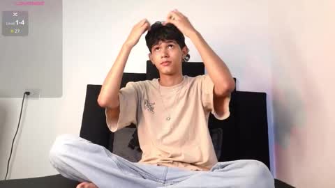 alex_mark_ online show from 18, 12, 2025