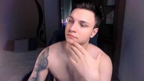 Snapshot of alex_milson chatting on 13, 12, 2024 alex_milson online show from 13, 12, 2024