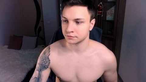 Snapshot of alex_milson chatting on 17, 12, 2024 alex_milson online show from 17, 12, 2024