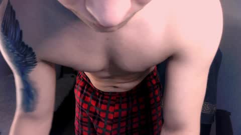 Snapshot of alex_milson chatting on 17, 12, 2024 alex_milson online show from 17, 12, 2024