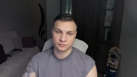 Snapshot of alex_milson chatting on 8, 9, 2025 alex_milson online show from 8, 9, 2025