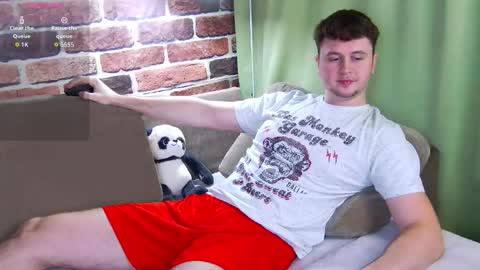 Alex online show from 12, 11, 2025