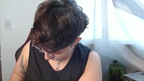 Snapshot of alex_parker07 chatting on 1, 5, 2026 Alex Parker online show from 1, 5, 2026