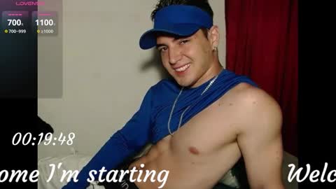 Snapshot of alex_smith0 chatting on 21, 12, 2025 online show from 21, 12, 2025