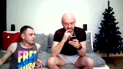 Snapshot of alex_tobey chatting on 24, 12, 2024 Alex and Tobey online show from 24, 12, 2024