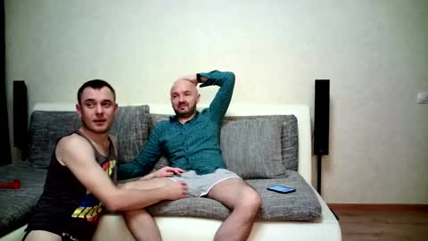 Snapshot of alex_tobey chatting on 21, 11, 2025 Alex and Tobey online show from 21, 11, 2025