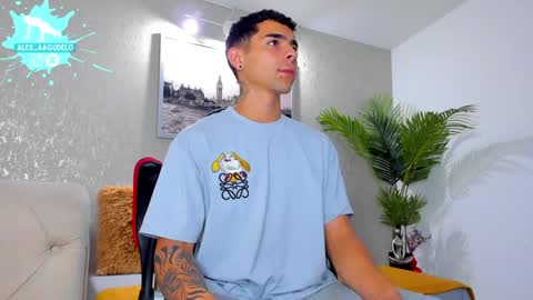 Snapshot of alex_zt chatting on 19, 1, 2025 x online show from 19, 1, 2025