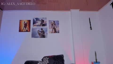 Snapshot of alex_zt chatting on 22, 9, 2025 x online show from 22, 9, 2025