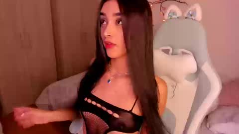 Snapshot of alexa_6908 chatting on 27, 9, 2025 alexa online show from 27, 9, 2025