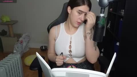 Snapshot of alexa_dream chatting on 19, 2, 2025 dont be afraid to click social media link its working just click on that online show from 19, 2, 2025