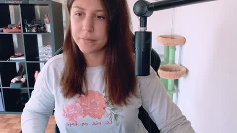 Snapshot of alexa_dream chatting on 16, 9, 2025 dont be afraid to click social media link its working just click on that online show from 16, 9, 2025