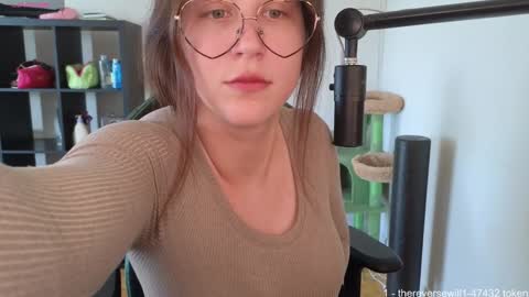 Snapshot of alexa_dream chatting on 2, 10, 2025 dont be afraid to click social media link its working just click on that online show from 2, 10, 2025