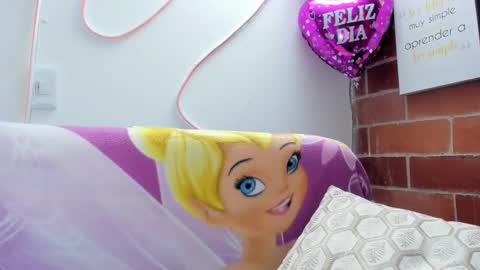 Snapshot of alexa_latina chatting on 25, 10, 2025 alexa latina online show from 25, 10, 2025