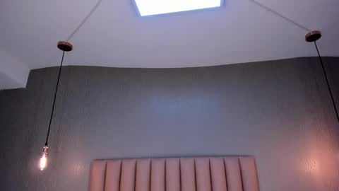 Alexa Thaylor online show from 7, 2, 2025