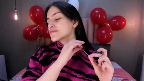 Alexa Thaylor online show from 27, 2, 2025