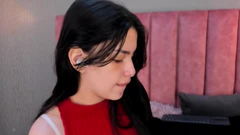 Alexa Thaylor online show from 27, 10, 2025