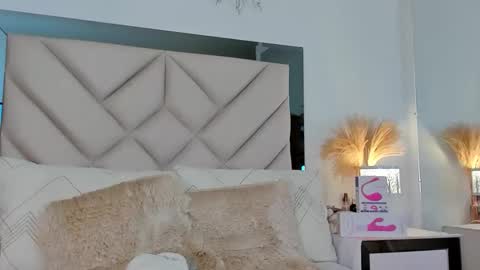 alexa_tobar online show from 17, 9, 2025