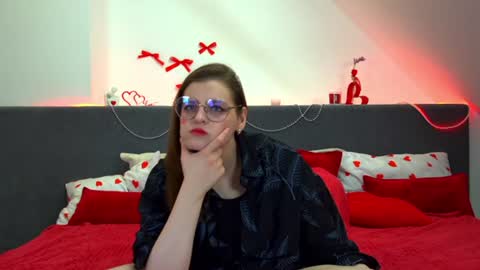 AlexaAvery online show from 17, 6, 2026